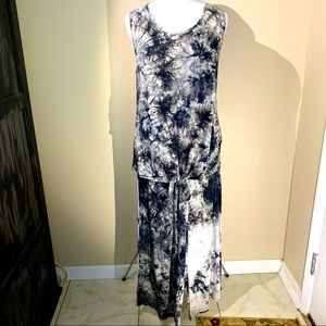 Coco’s Clozet Black & White Tie Dye 2pc. Set. Top & Wide Leg Pants  Size L